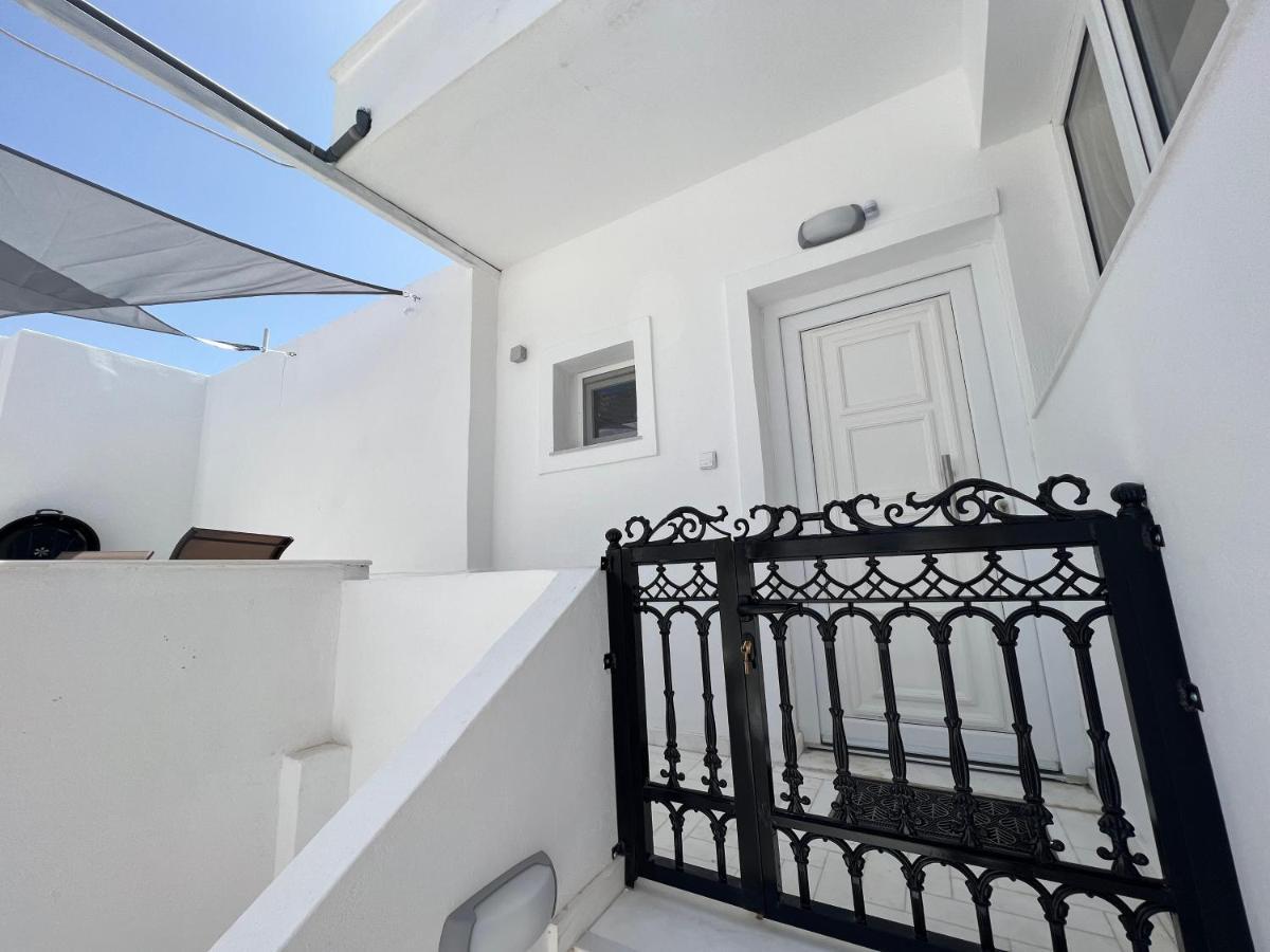3 Bedroom House Included Free Car Rental Perissa  Luaran gambar