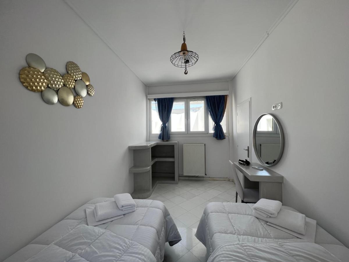 3 Bedroom House Included Free Car Rental Perissa  Luaran gambar