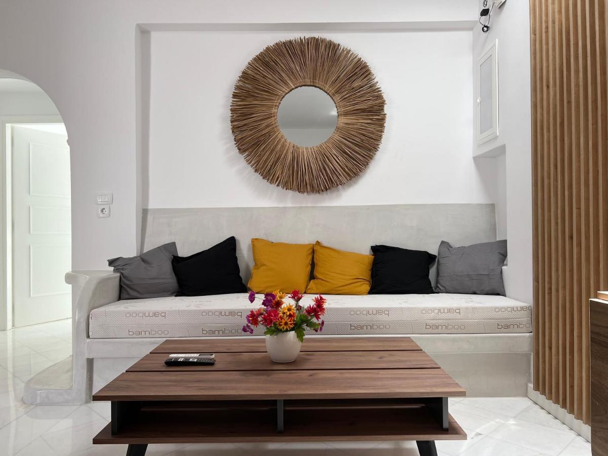 3 Bedroom House Included Free Car Rental Perissa  Luaran gambar