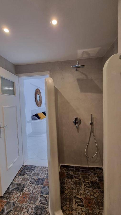 3 Bedroom House Included Free Car Rental Perissa  Luaran gambar